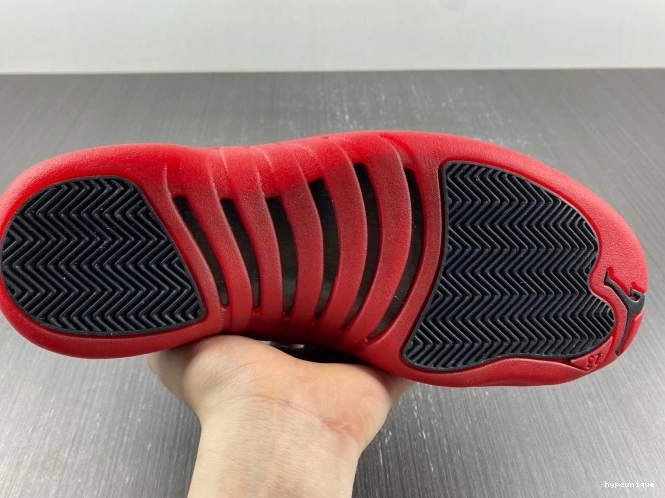 HYPE Jordan Game Flu (2016) 130690-002 Retro 12 0825